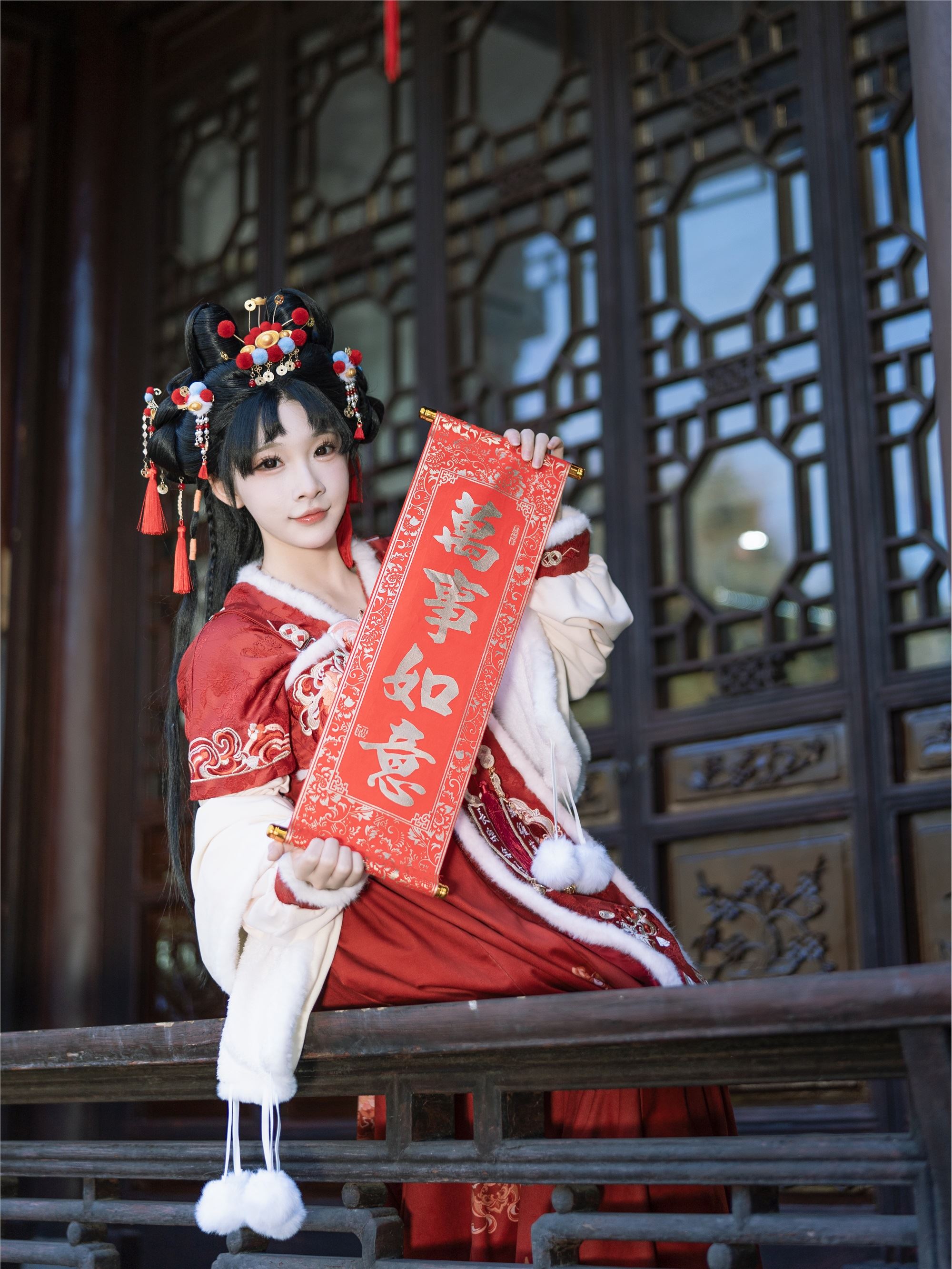 YITUYU艺图语 2025.01.31 红红火火迎新年 一只小羊